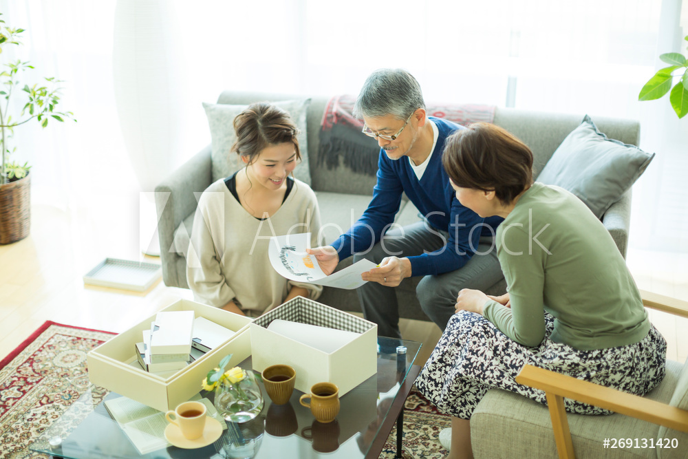 故人様の遺品を丁寧に整理いたします